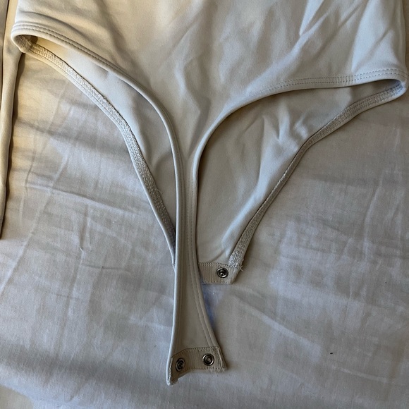 BABATON Bodysuit - Picture 3 of 4